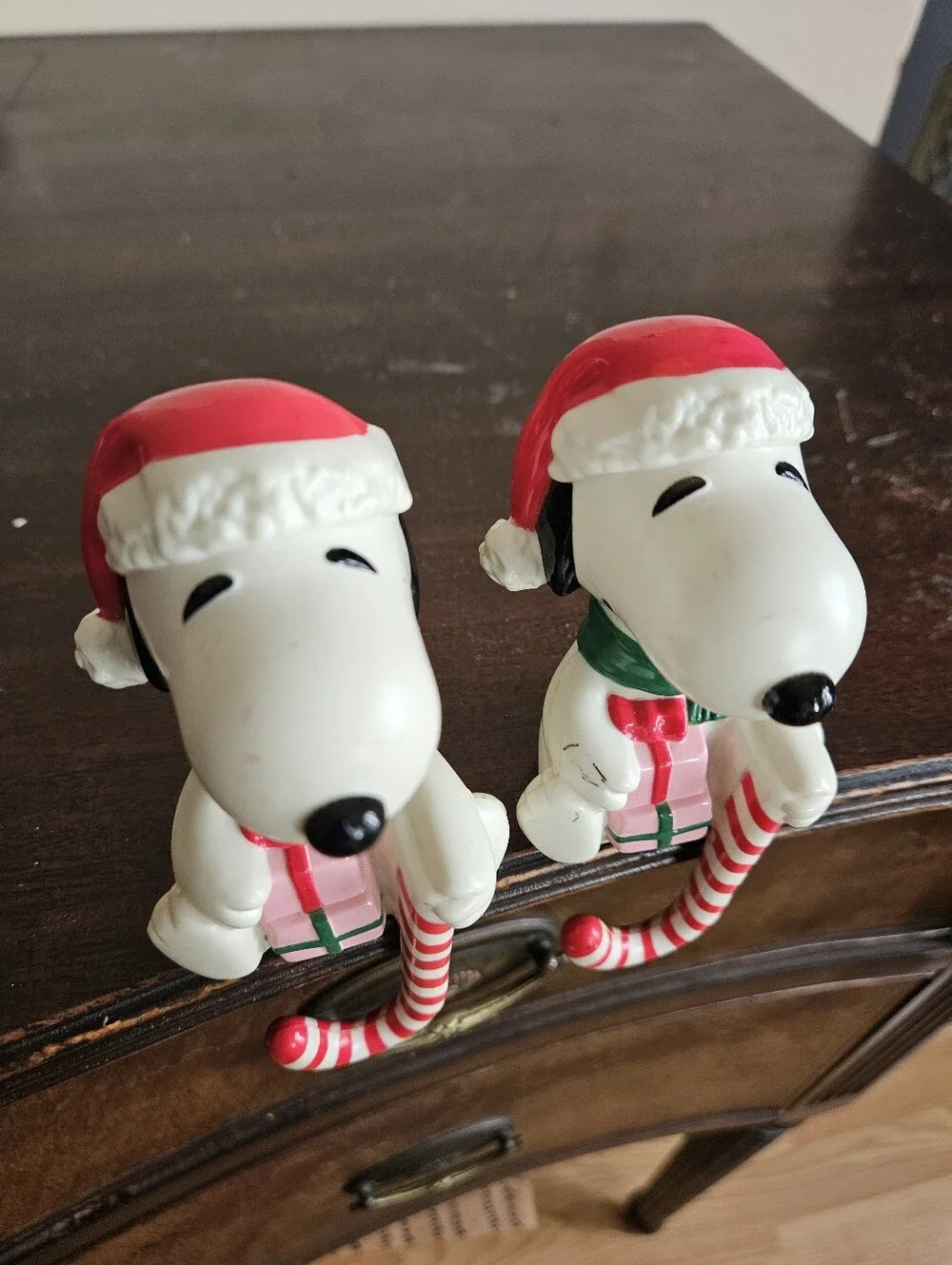 Vintage 1986 Snoopy Christmas Stocking Hangers Holders Pair Peanuts Candy Cane